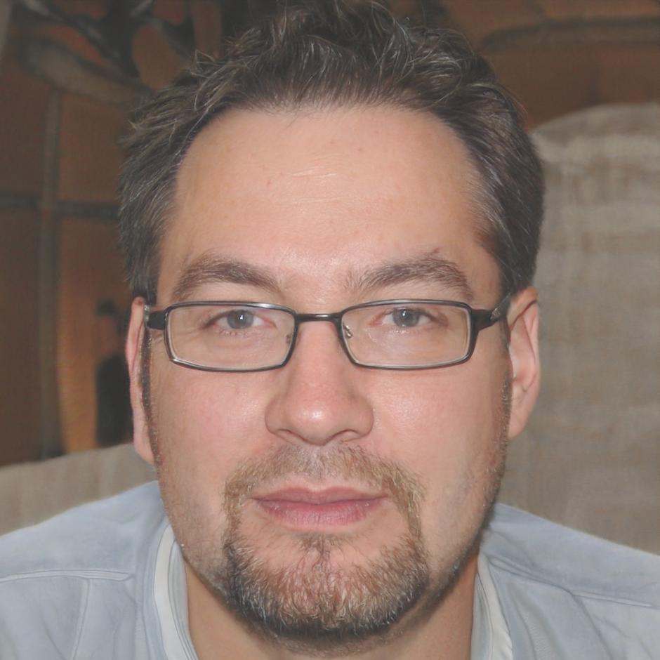 Zachary Pemberton, Lead Financial Educator